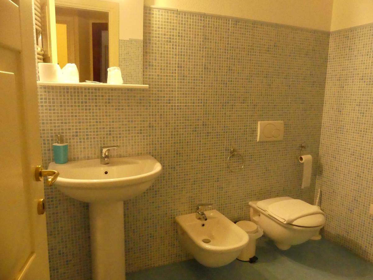 Beb 2000 Hotel Sassari Luaran gambar